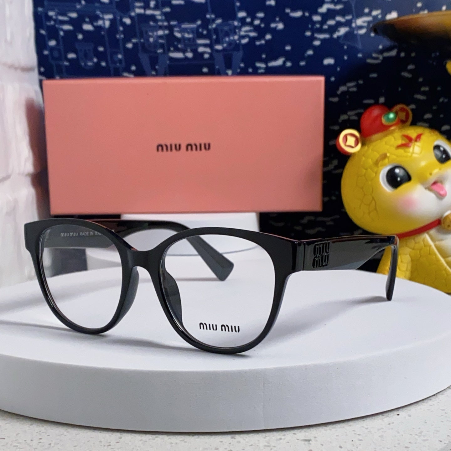 MIU MIU RUNWAY SUNGLASSES 567509 IN BLACK ACETATE BLACK LOGO