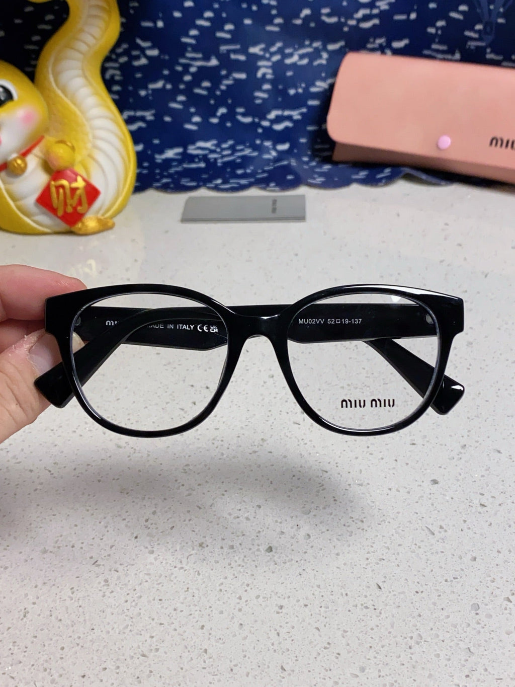 MIU MIU RUNWAY SUNGLASSES 567509 IN BLACK ACETATE BLACK LOGO