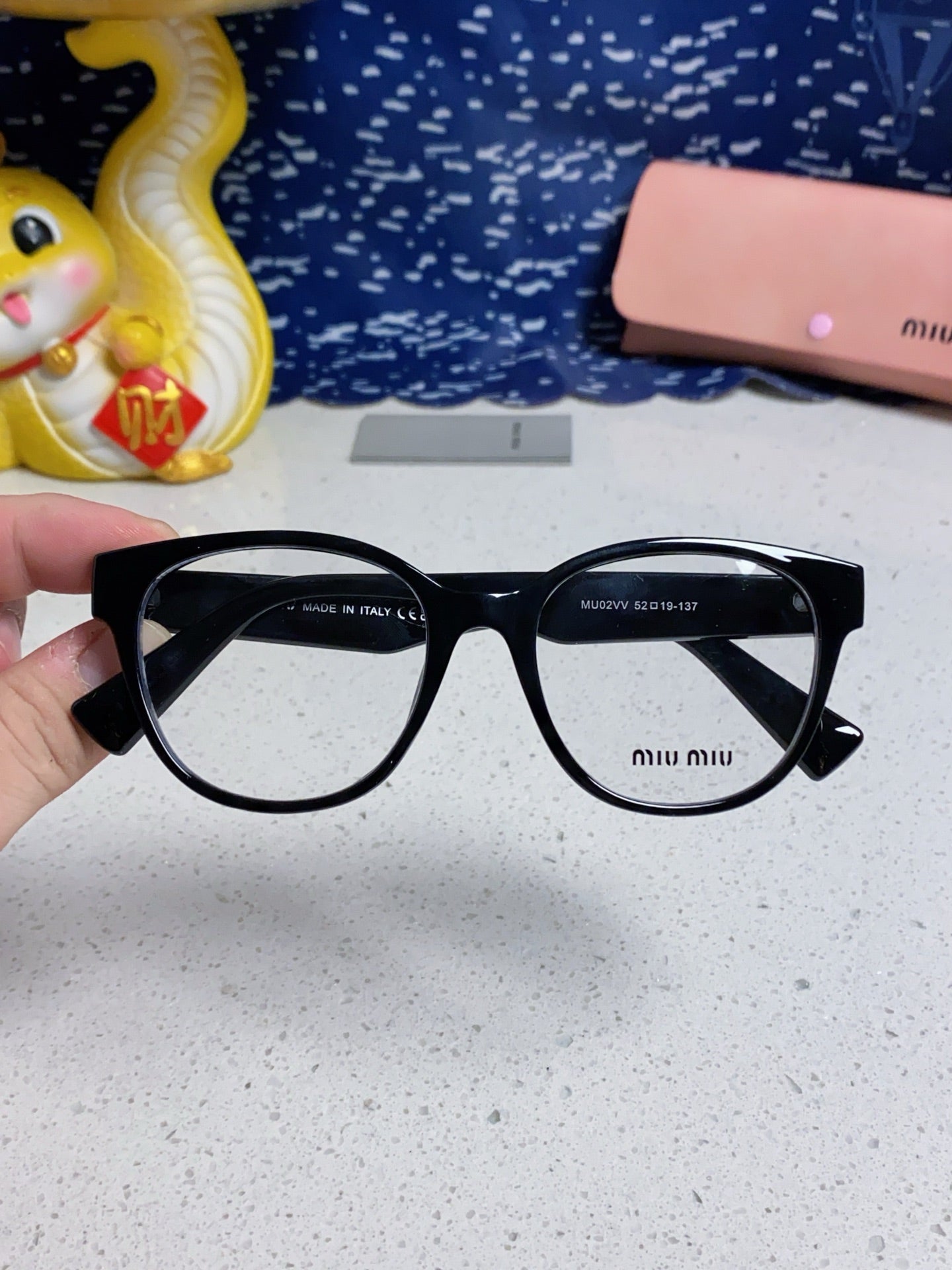 MIU MIU RUNWAY SUNGLASSES 567507 IN BLACK ACETATE SILVER LOGO