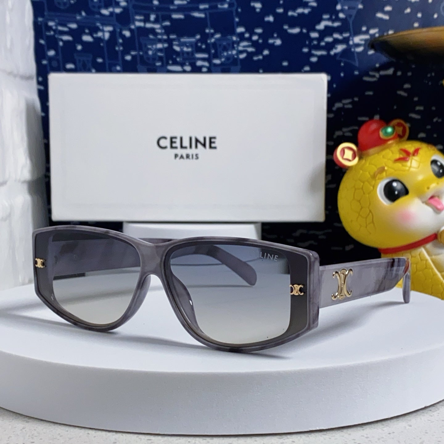 CELINE TRIOMPHE SUNGLASSES 566217 IN MARBLED EFFECT ACETATE