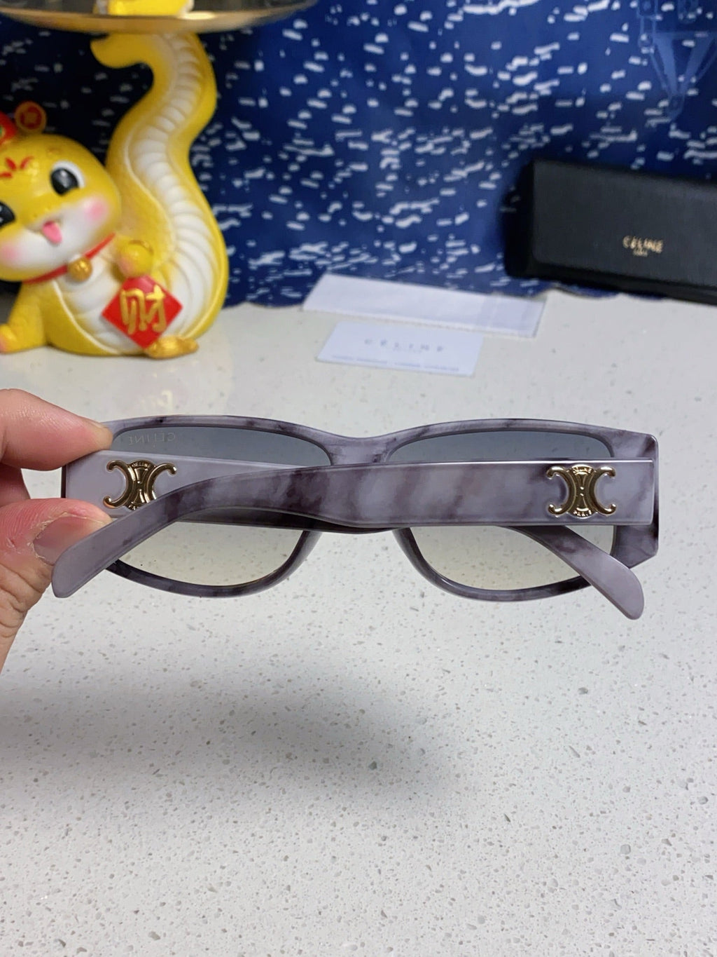 CELINE TRIOMPHE SUNGLASSES 566217 IN MARBLED EFFECT ACETATE
