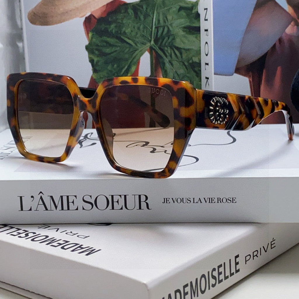 GUCCI SQUARE FRAME SUNGLASSES 570209 IN ACETATE