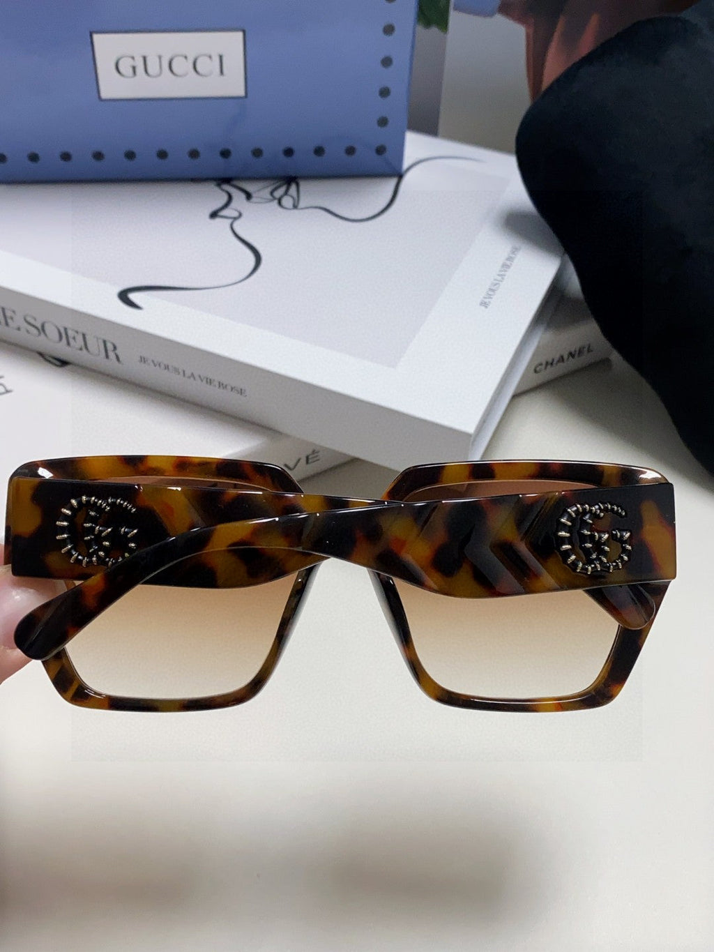 GUCCI SQUARE FRAME SUNGLASSES 570209 IN ACETATE