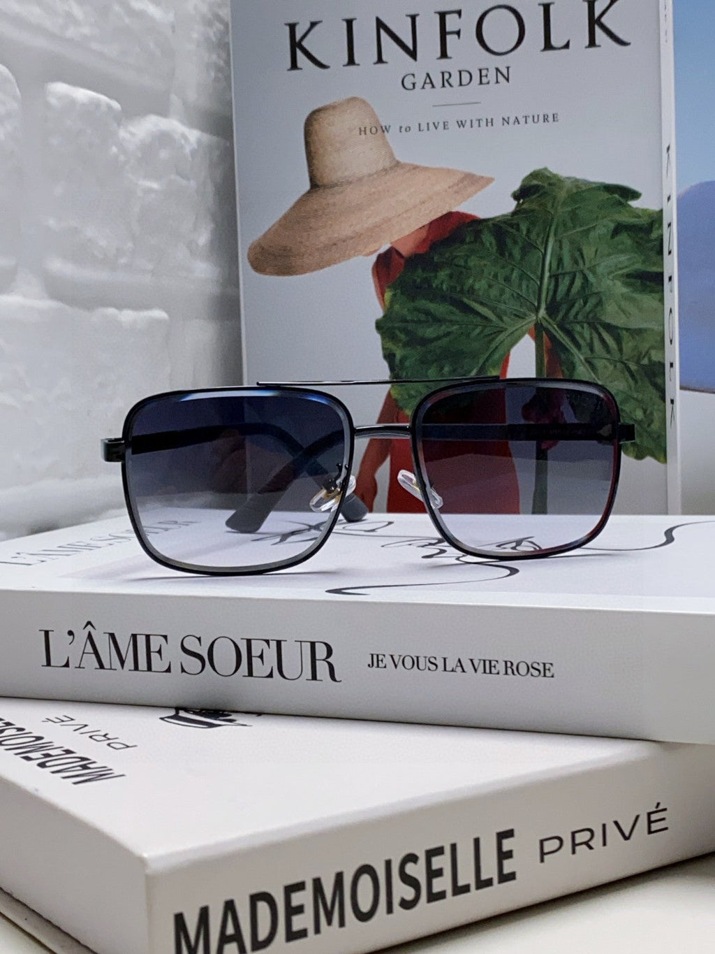 GUCCI SQUARE FRAME SUNGLASSES 570213 IN METAL