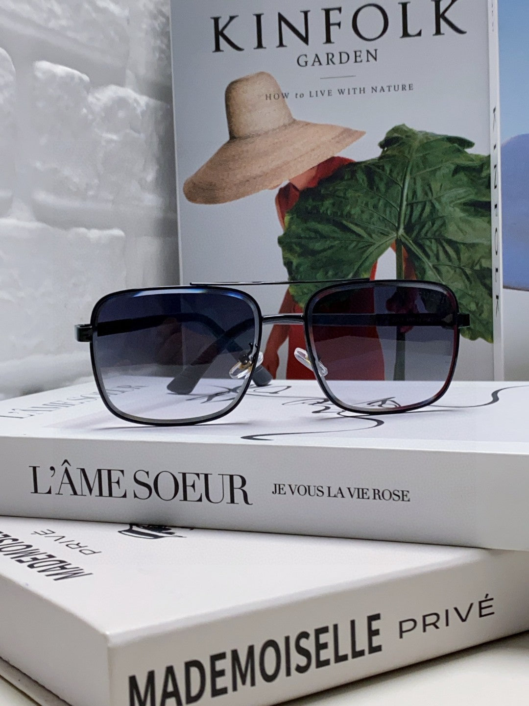 GUCCI SQUARE FRAME SUNGLASSES 570213 IN METAL