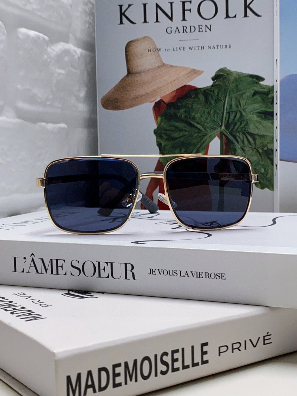 GUCCI SQUARE FRAME SUNGLASSES 570213 IN METAL