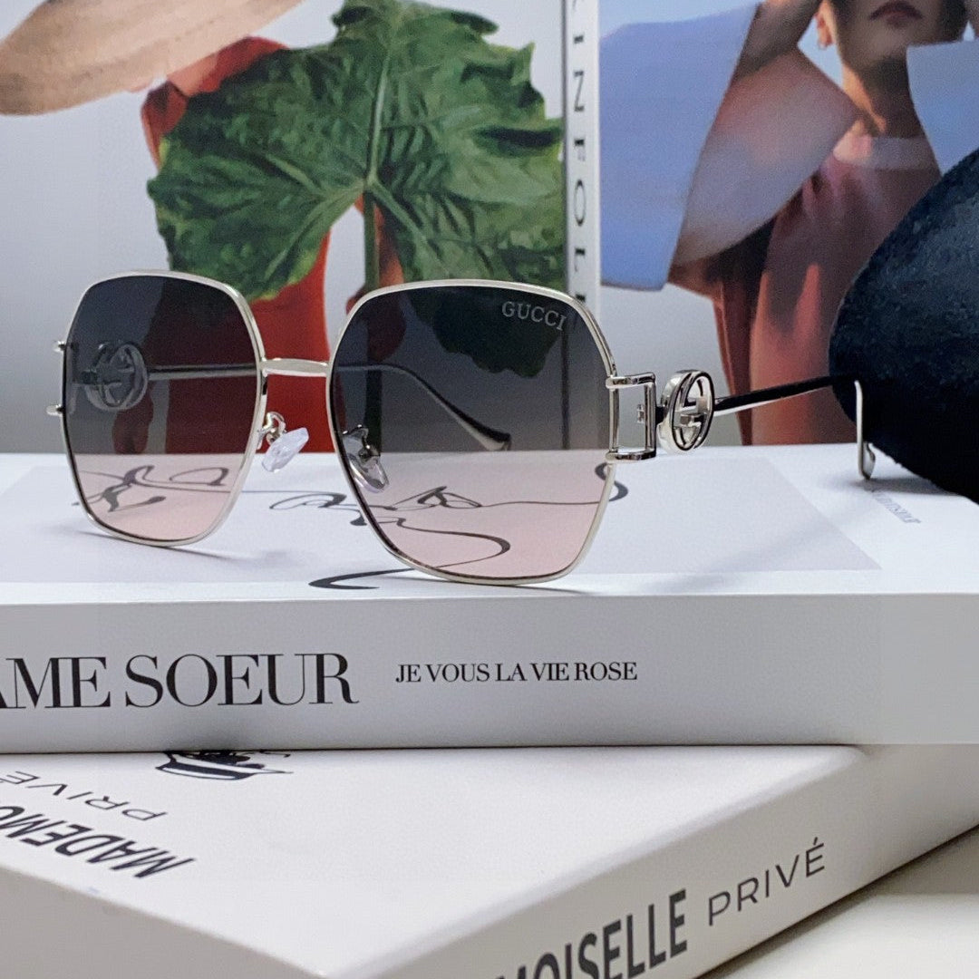 GUCCI SQUARE FRAME SUNGLASSES 570217 IN METAL