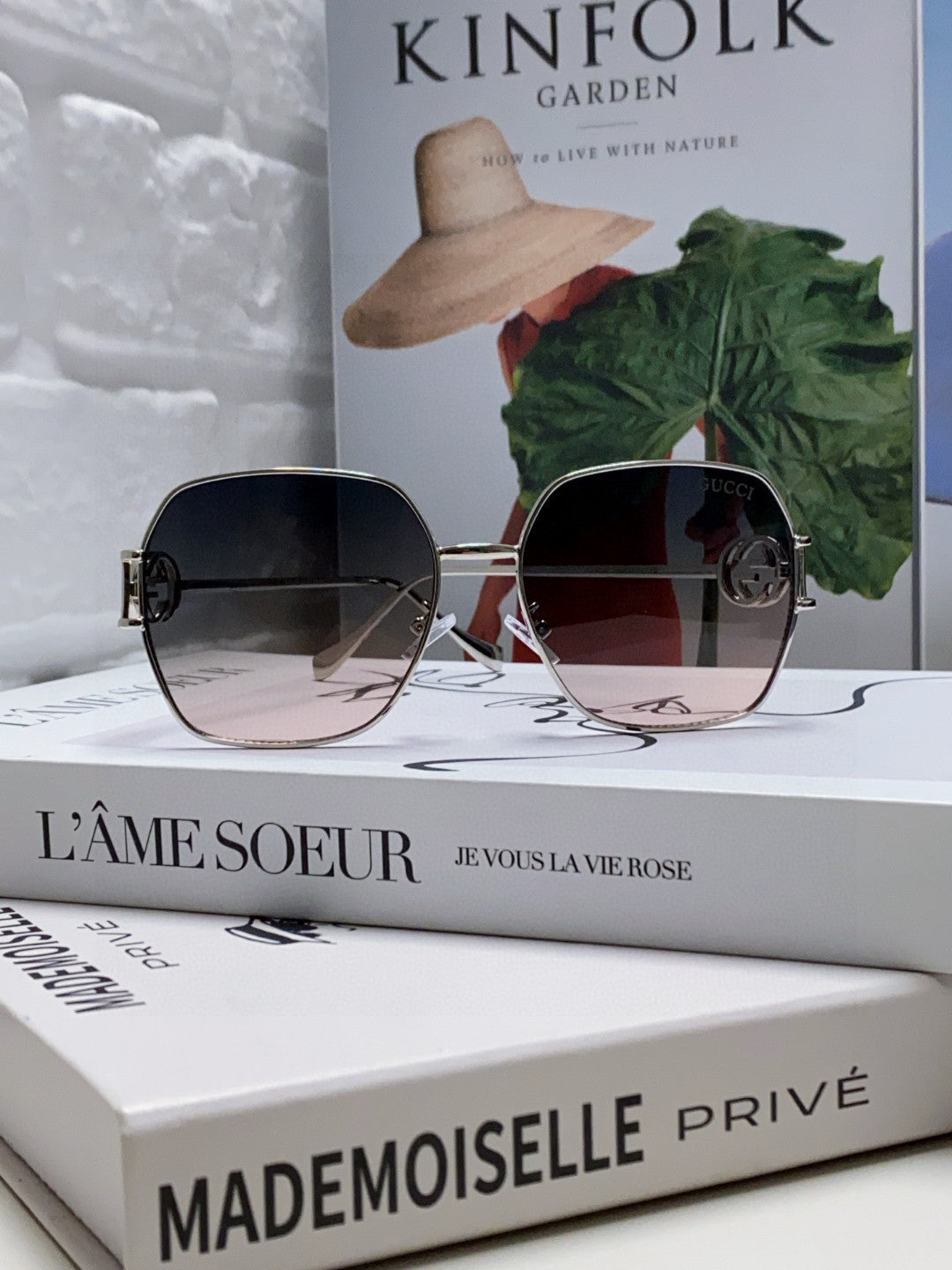 GUCCI SQUARE FRAME SUNGLASSES 570217 IN METAL