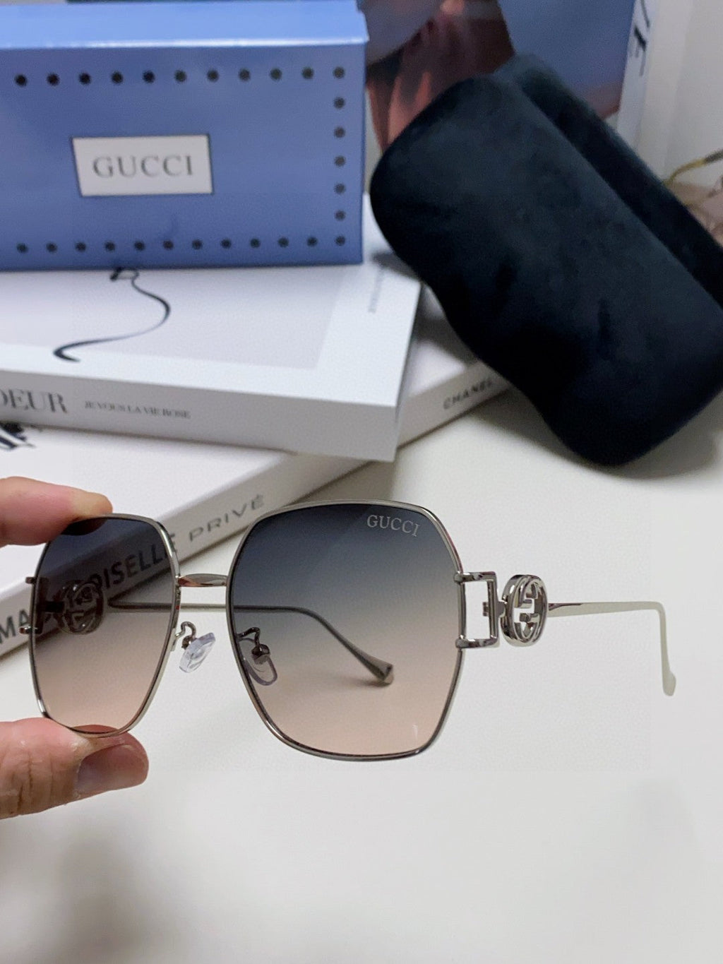 GUCCI SQUARE FRAME SUNGLASSES 570217 IN METAL