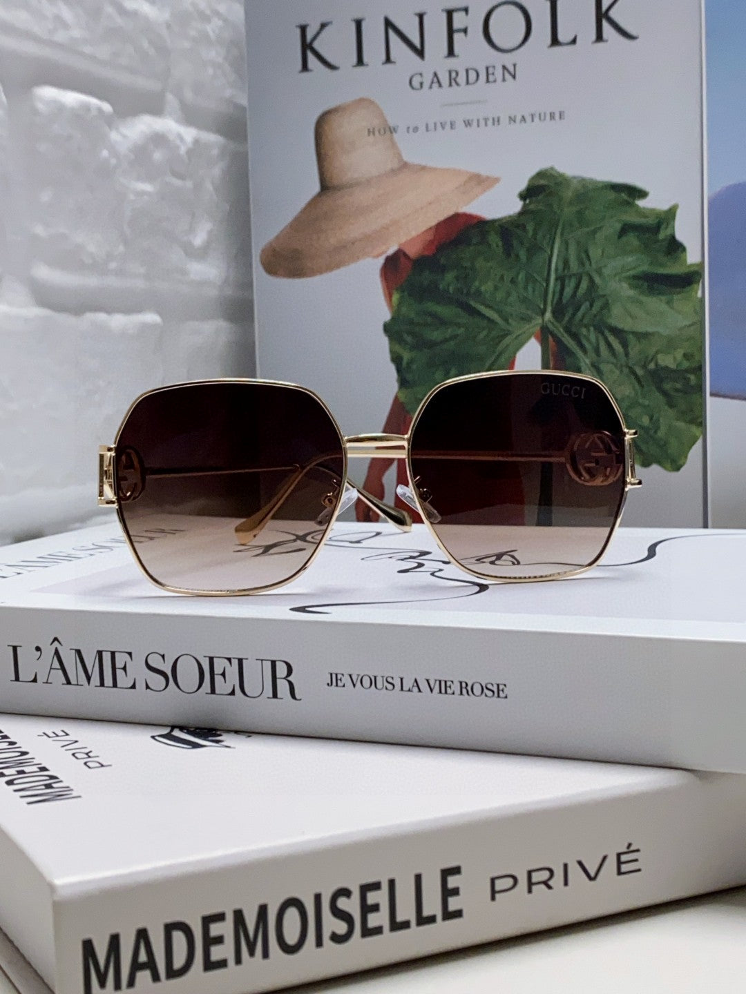 GUCCI SQUARE FRAME SUNGLASSES 570217 IN METAL