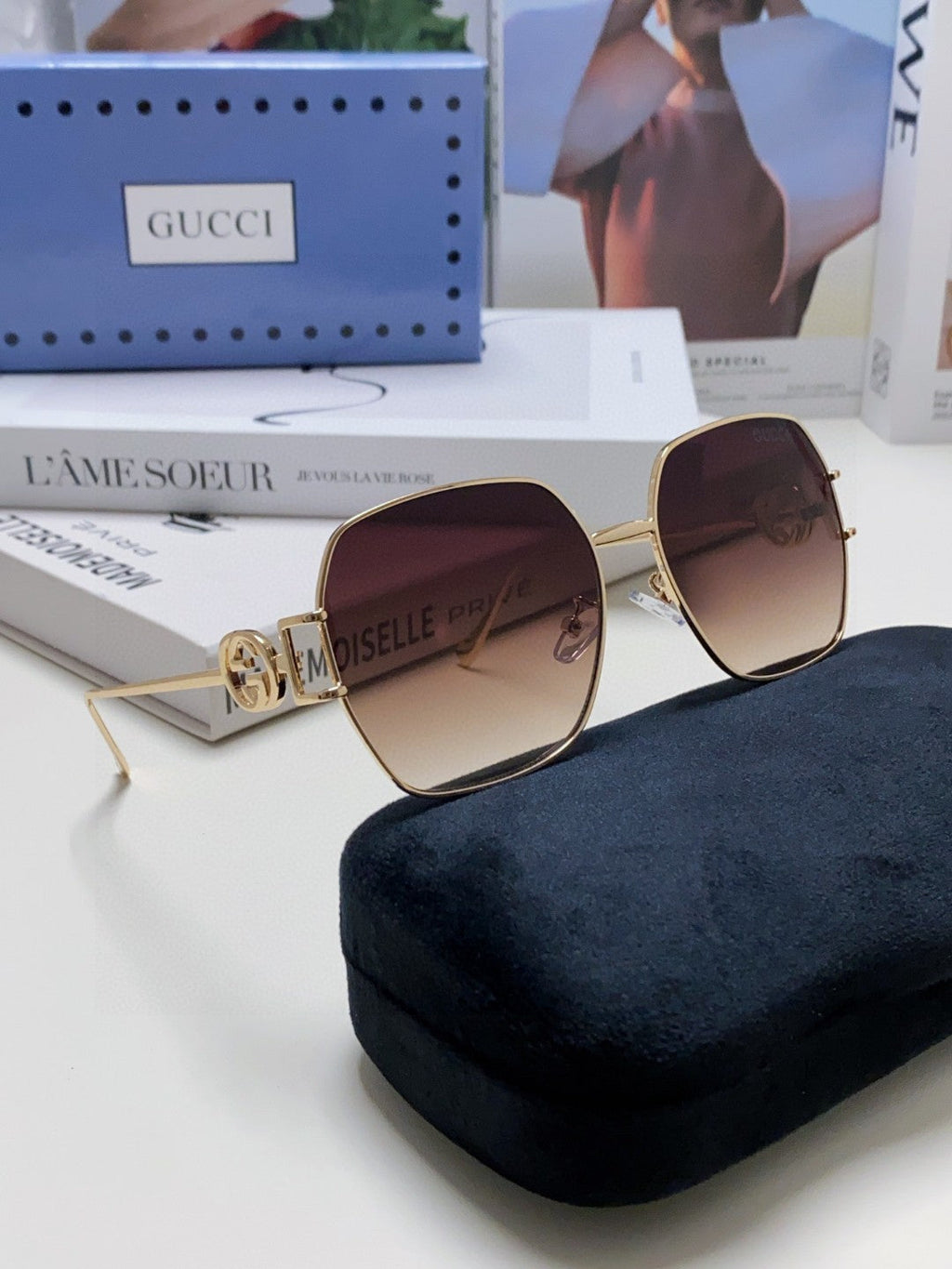 GUCCI SQUARE FRAME SUNGLASSES 570217 IN METAL