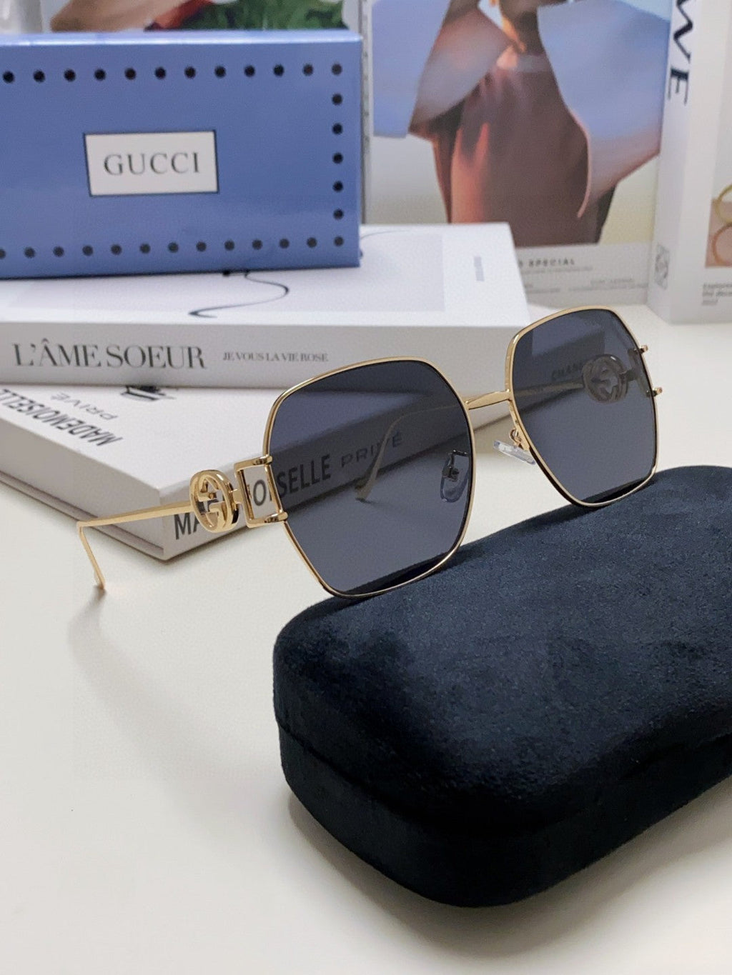 GUCCI SQUARE FRAME SUNGLASSES 570217 IN METAL