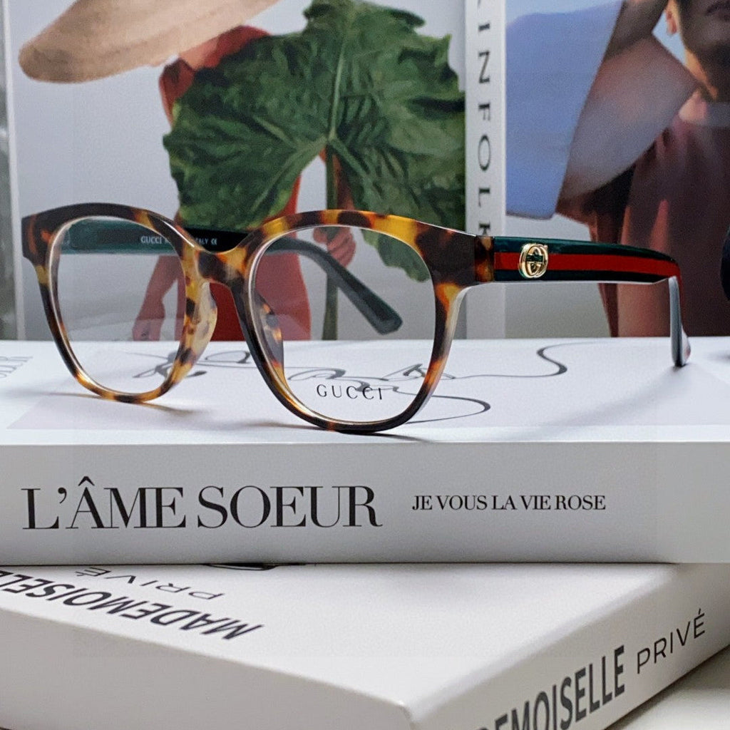GUCCI BUTTERFLY FRAME SUNGLASSES 570220 IN ACETATE