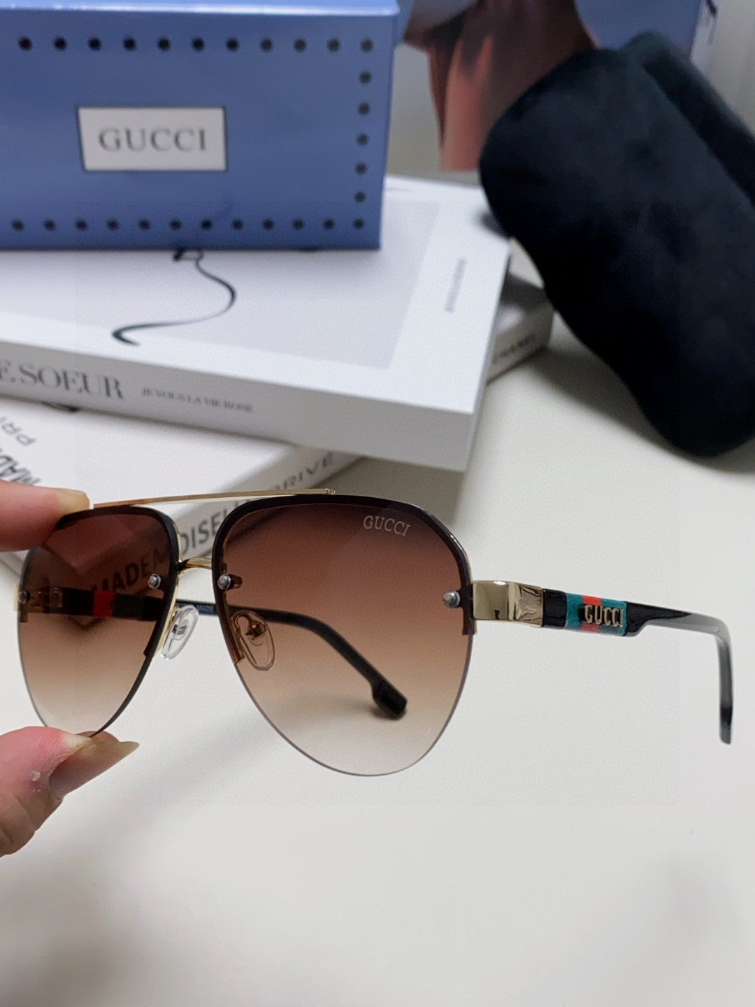 GUCCI AVIATOR FRAME SUNGLASSES 570223 IN METAL