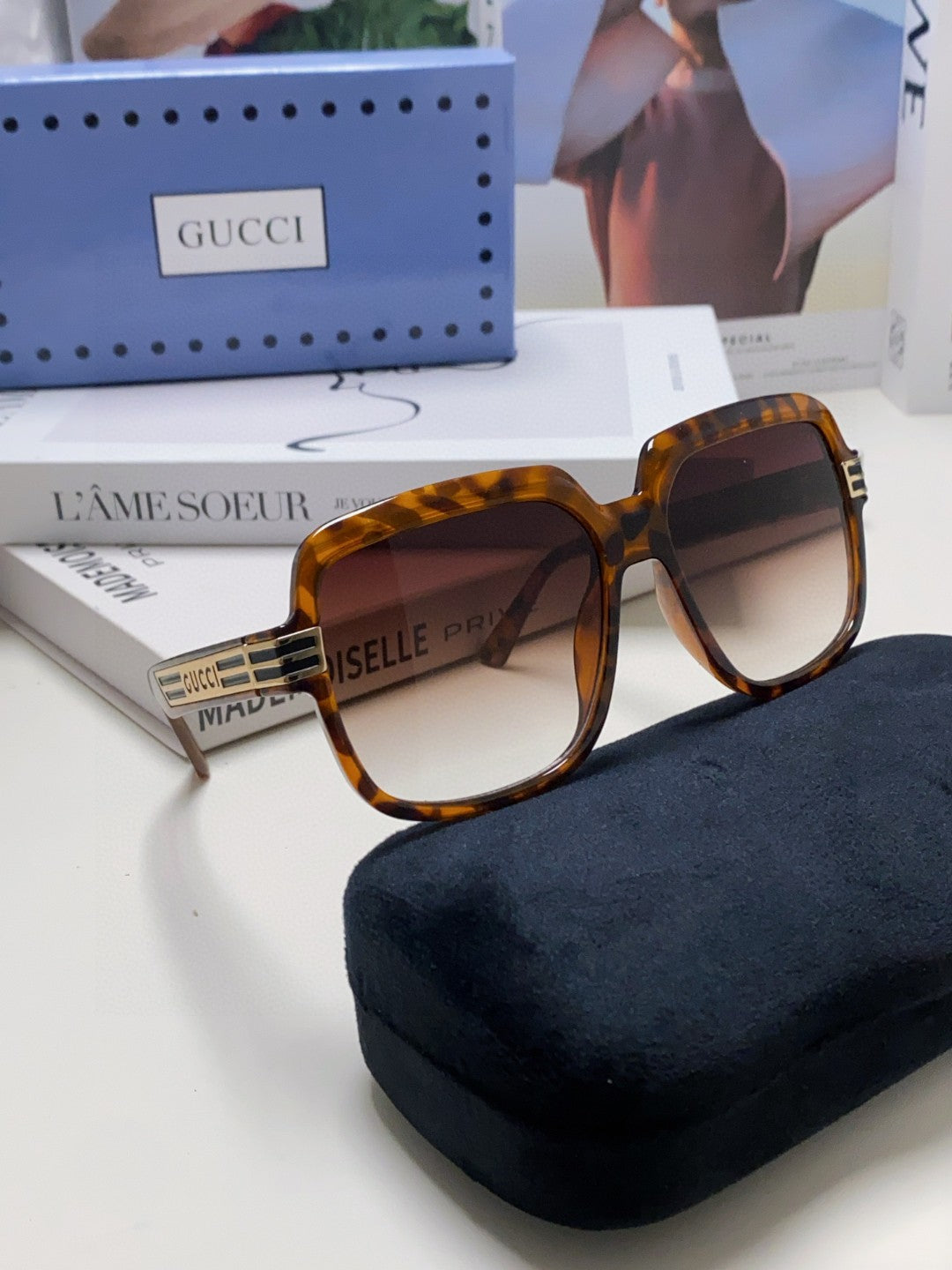GUCCI SQUARE FRAME SUNGLASSES 570231 IN ACETATE AND METAL