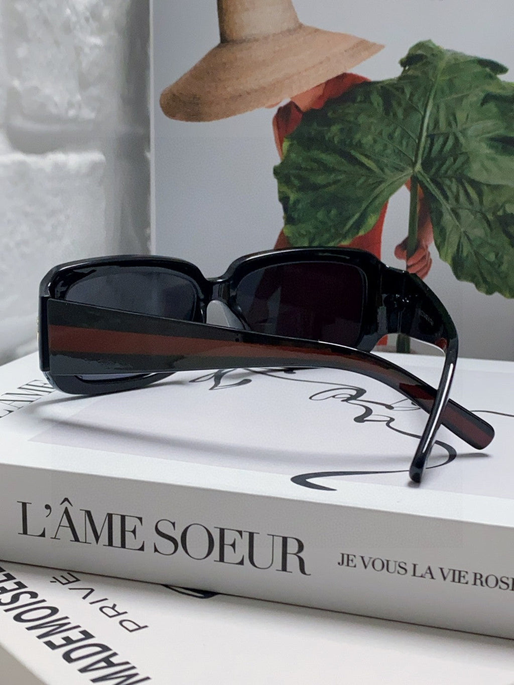 GUCCI RECTANGULAR FRAME SUNGLASSES 570237 IN ACETATE