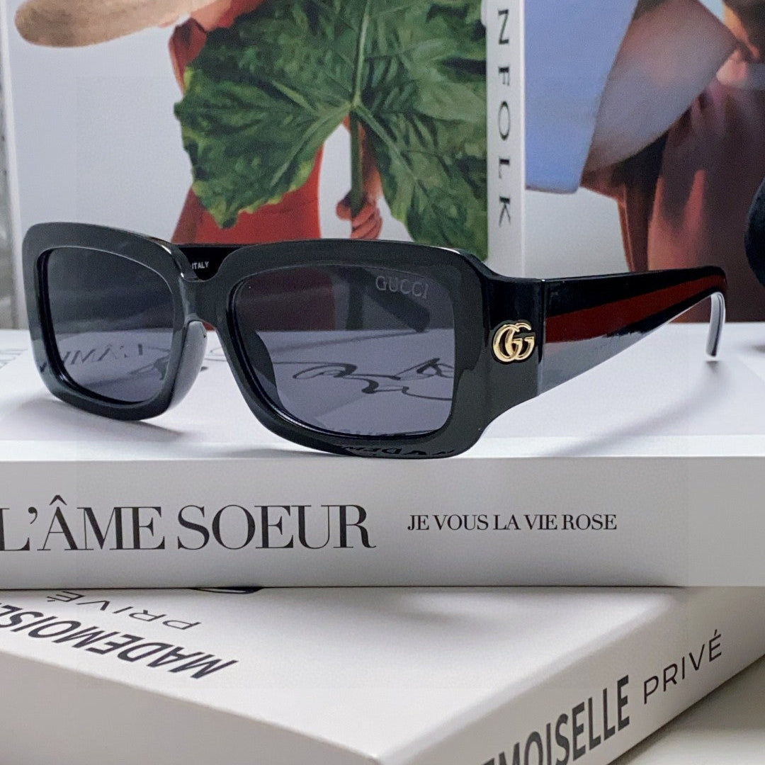 GUCCI RECTANGULAR FRAME SUNGLASSES 570237 IN ACETATE