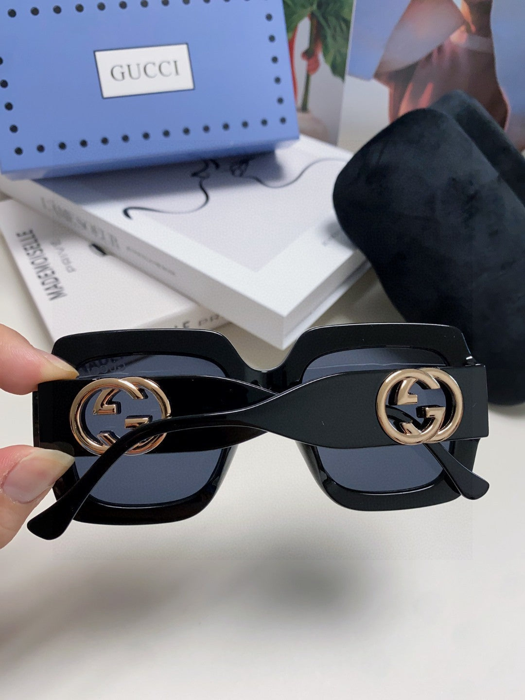 GUCCI SQUARE FRAME SUNGLASSES GG0178S IN ACETATE EMBOSSED LOGO