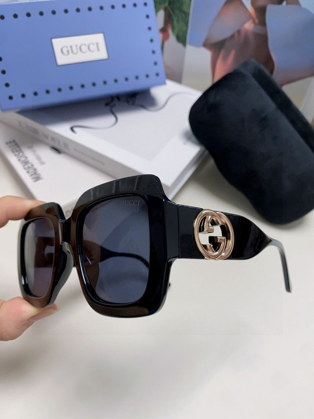 GUCCI SQUARE FRAME SUNGLASSES GG0178S IN ACETATE EMBOSSED LOGO