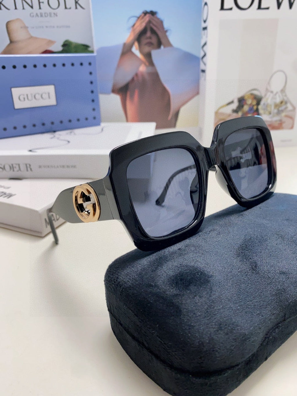 GUCCI SQUARE FRAME SUNGLASSES GG0178S IN ACETATE EMBOSSED LOGO
