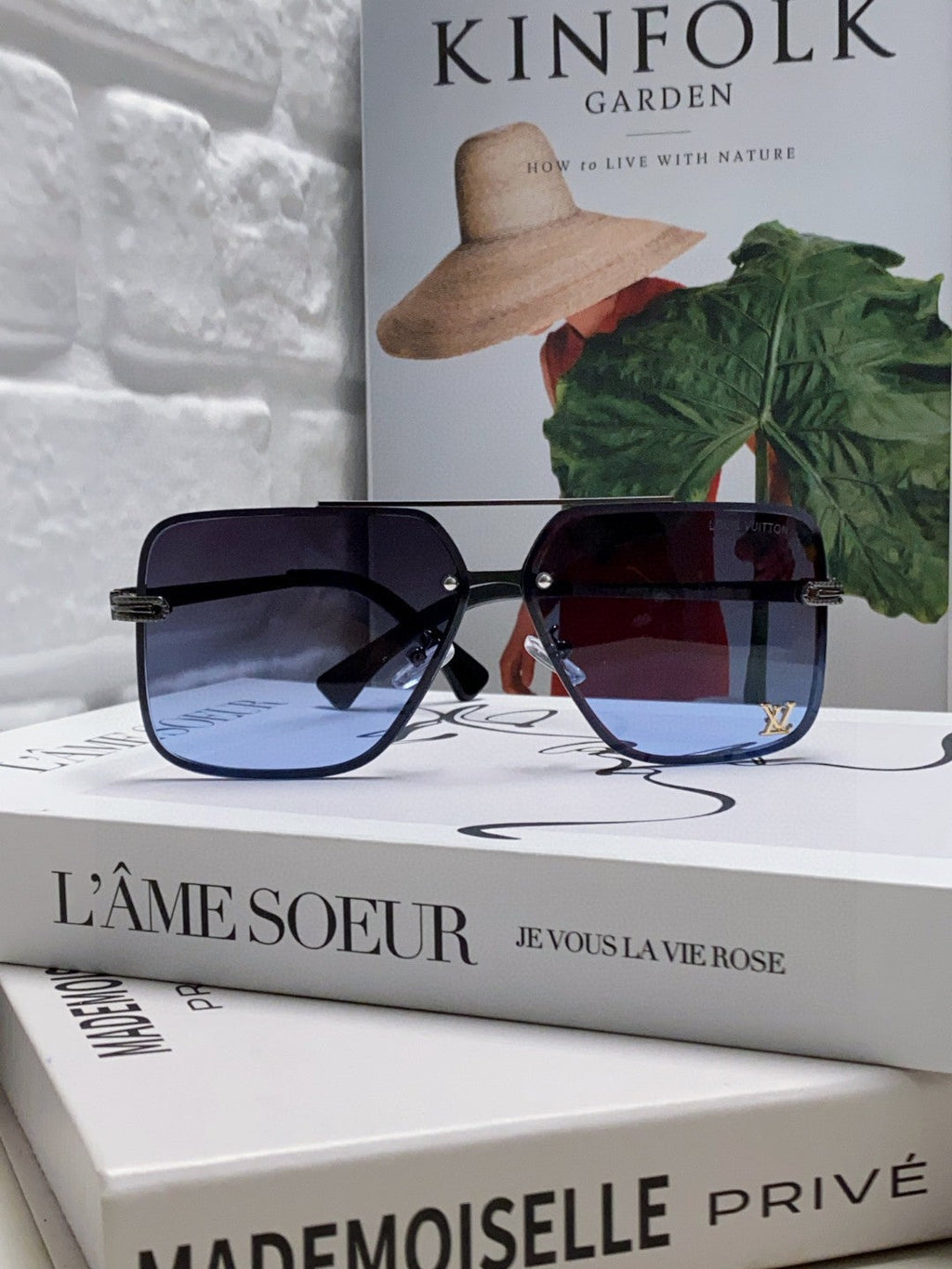 LOUIS VUITTON SQUARE SUNGLASSES 570263 IN BLACK METAL GREY SMOKE LENS