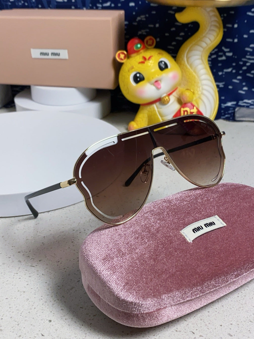 MIU MIU RUNWAY SUNGLASSES 571638 IN GOLD METAL BROWN SMOKE LENSES