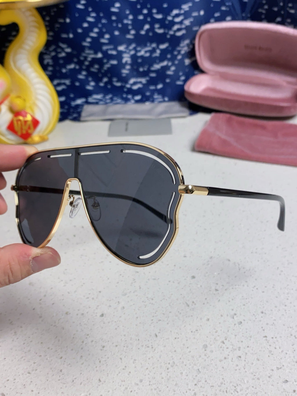 MIU MIU RUNWAY SUNGLASSES 571640 IN BLACK METAL BLACK LENSES