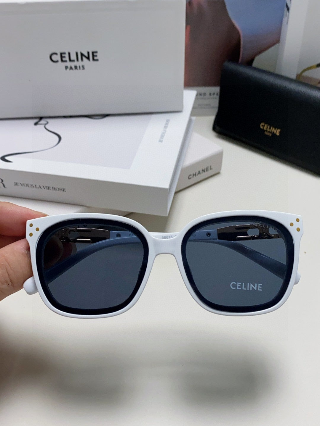 CELINE TRIOMPHE SUNGLASSES 573250 IN WHITE ACETATE METAL LOGO