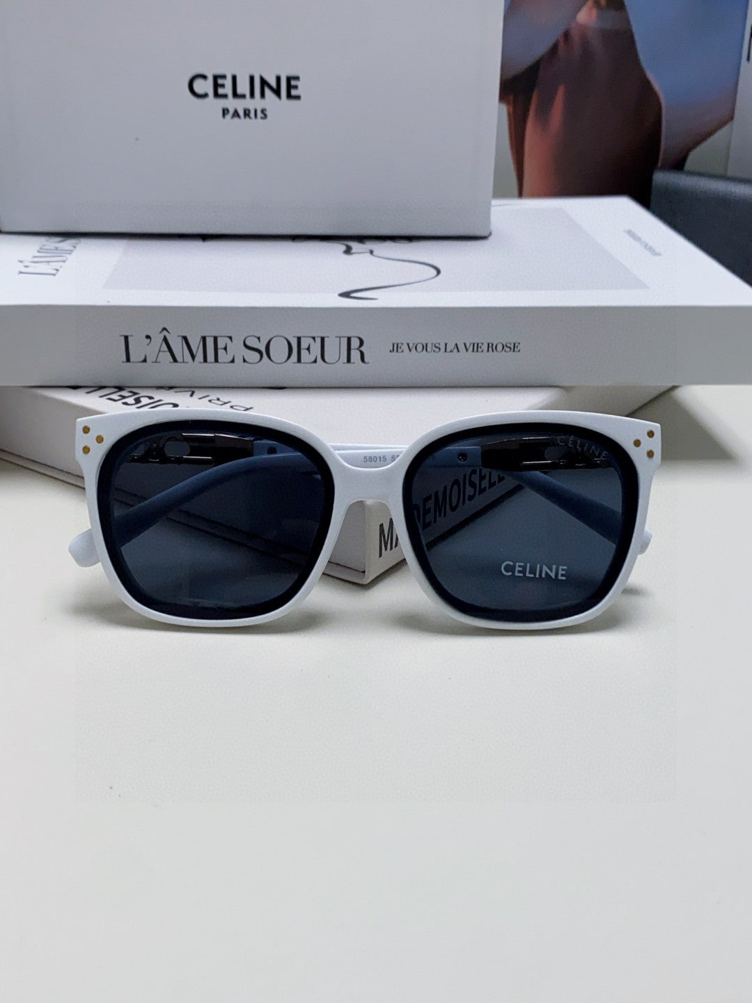 CELINE TRIOMPHE SUNGLASSES 573250 IN WHITE ACETATE METAL LOGO