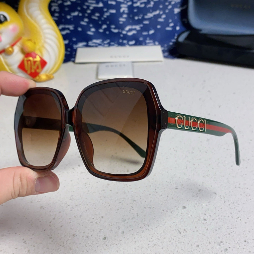 GUCCI SQUARE FRAME SUNGLASSES 573309 IN ACETATE EMBOSSED LOGO