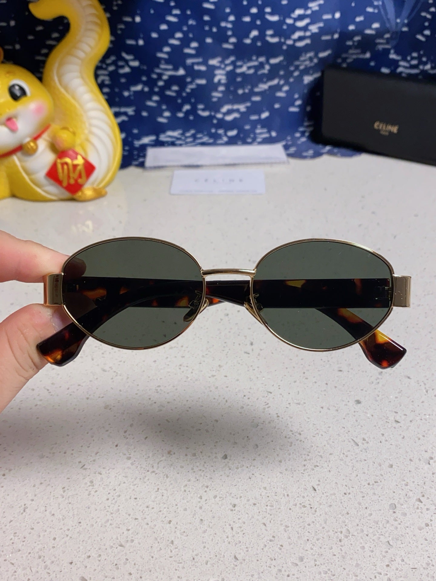 CELINE TRIOMPHE SUNGLASSES 538531 IN HAVANA ACETATE BLACK LENSES