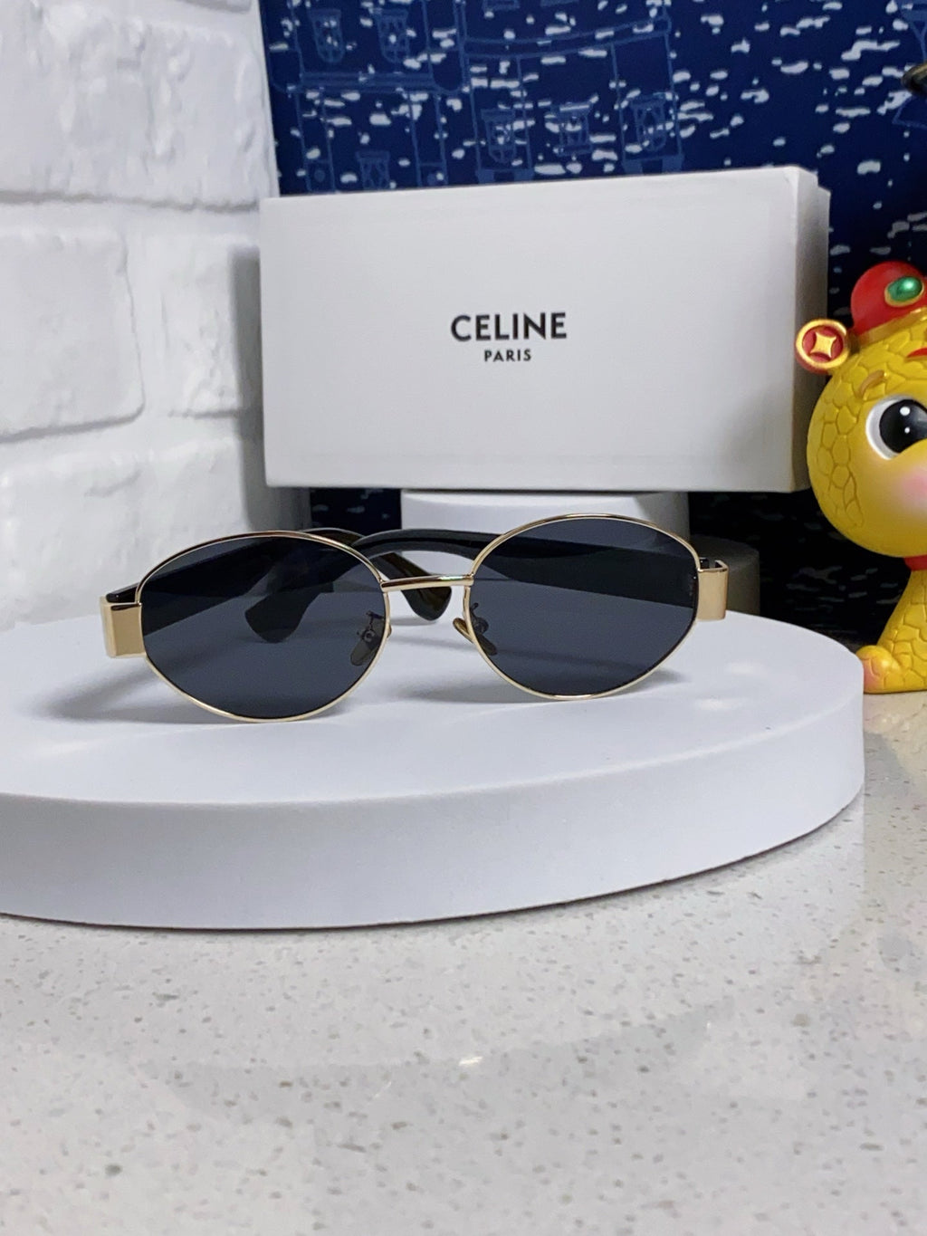 CELINE TRIOMPHE SUNGLASSES 538532 IN BLACK ACETATE GOLD METAL