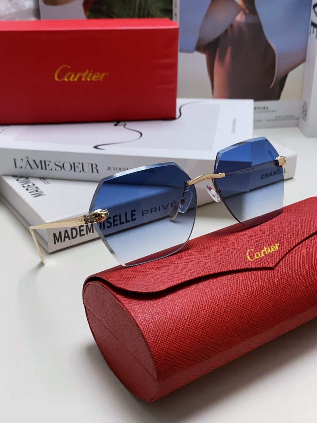 CARTIER PANTHÈRE RIMLESS GEOMETRIC FRAME SUNGLASSES 539743 IN METAL
