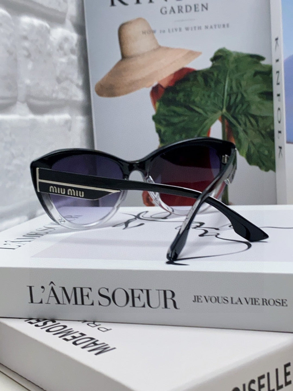MIU MIU GLIMPSE SUNGLASSES 576813 IN BLACK AND CLEAR ACETATE