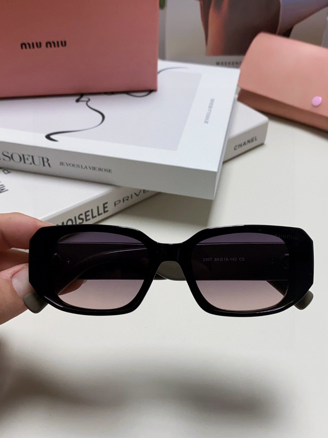 MIU MIU GLIMPSE SUNGLASSES 576818 IN BROWN ACETATE