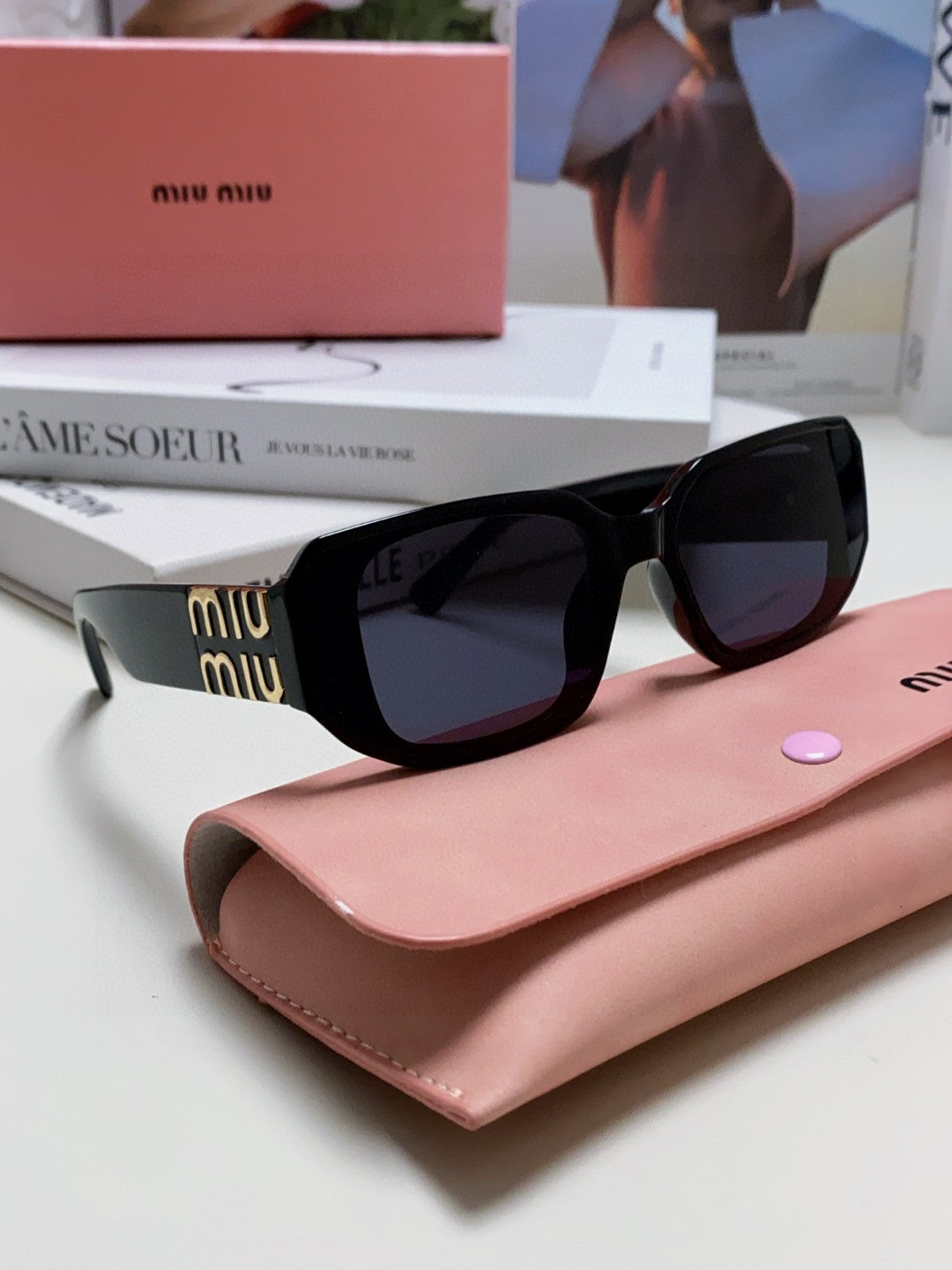 MIU MIU GLIMPSE SUNGLASSES 576821 IN BLACK ACETATE