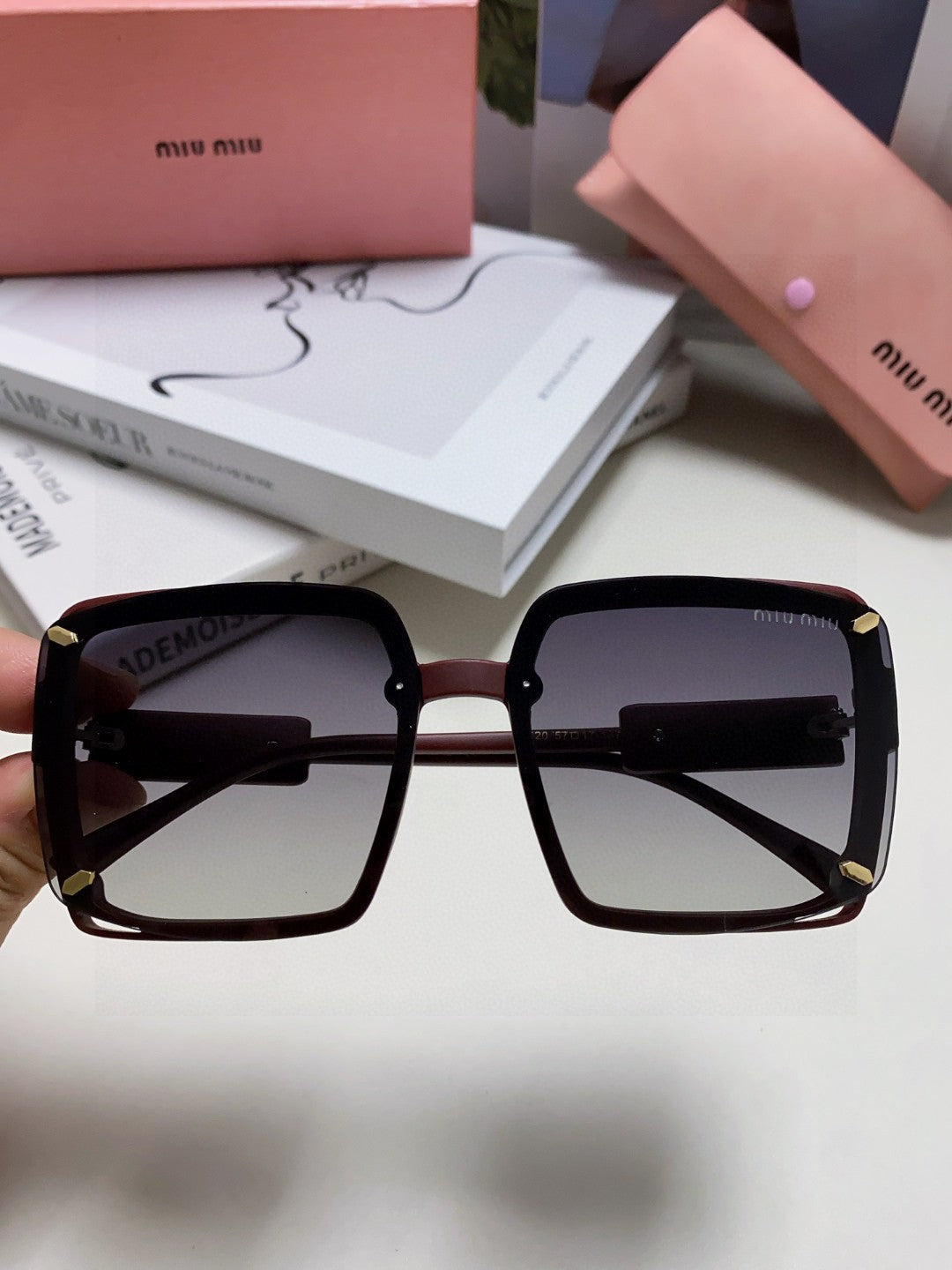 MIU MIU RUNWAY SQUARE SUNGLASSES 576823 IN ACETATE
