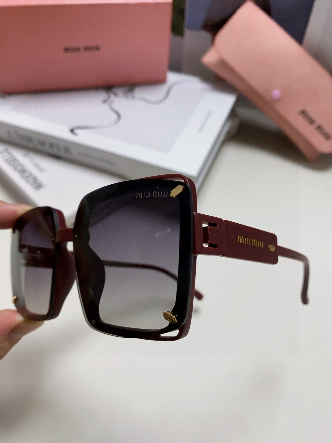 MIU MIU RUNWAY SQUARE SUNGLASSES 576823 IN ACETATE