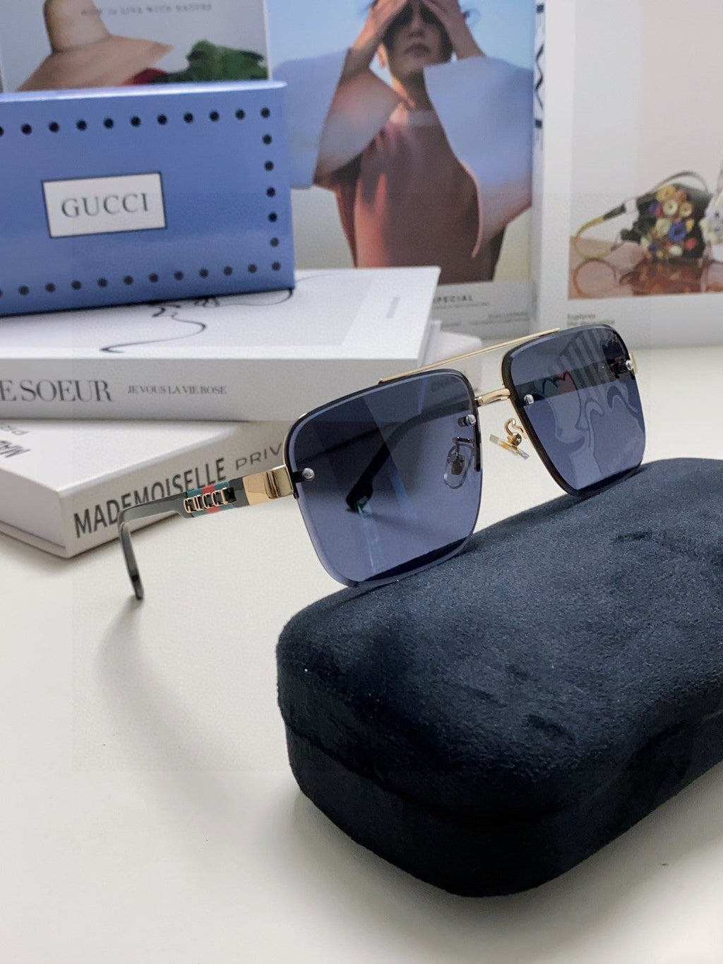 GUCCI RECTANGULAR FRAME SUNGLASSES 576873 IN METAL