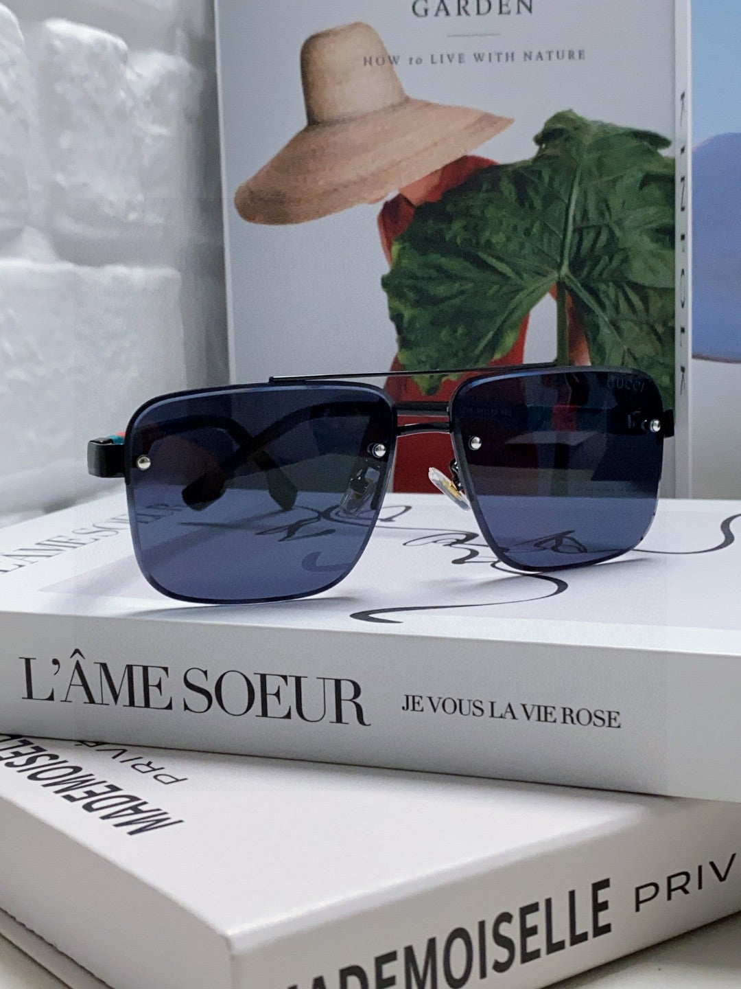 GUCCI RECTANGULAR FRAME SUNGLASSES 576873 IN METAL