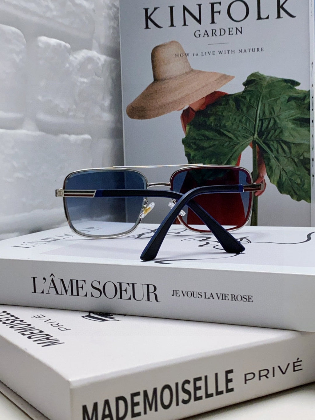 GUCCI SQUARE FRAME SUNGLASSES 576880 IN METAL