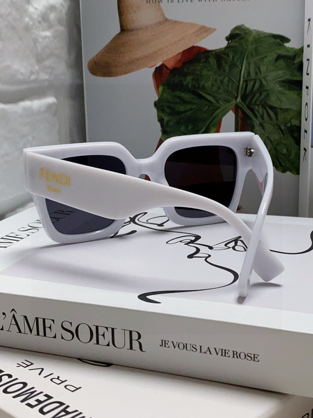 FENDI FEN FIRST CHUNKY SQUARE FRAME SUNGLASSES 542081 IN ACETATE