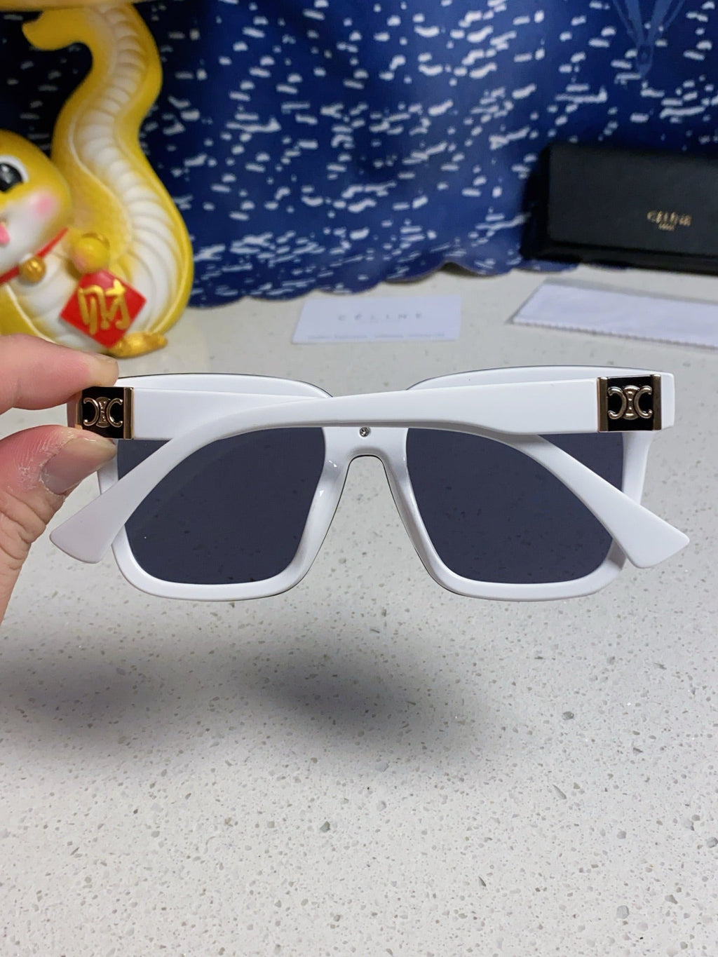 CELINE TRIOMPHE SUNGLASSES 548635 IN WHITE ACETATE