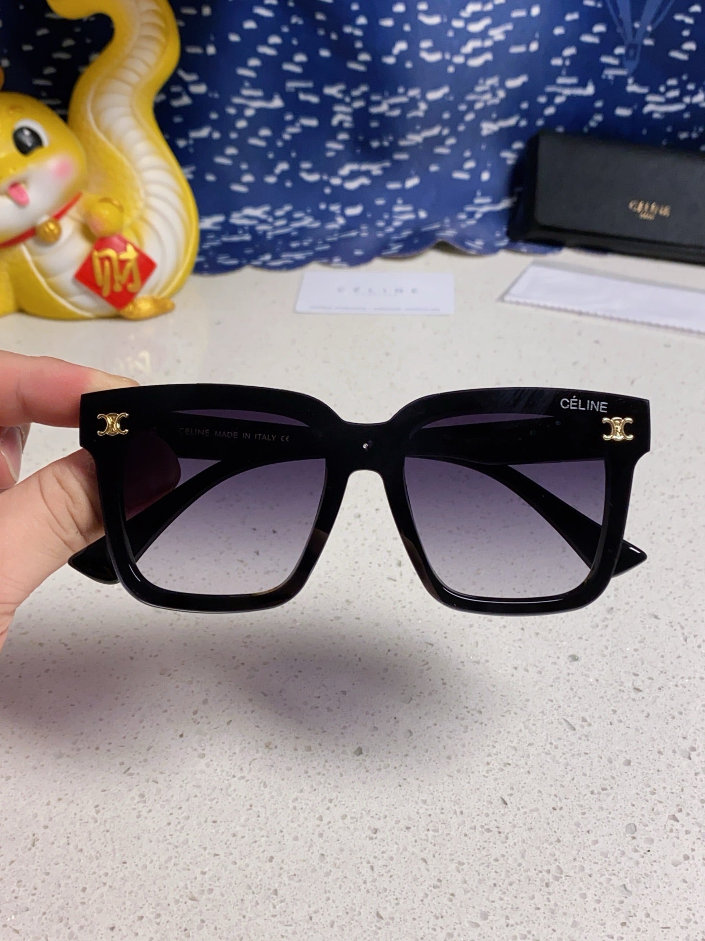 CELINE TRIOMPHE SUNGLASSES 548636 IN BLACK ACETATE GRADIENT SMOKE LENSES