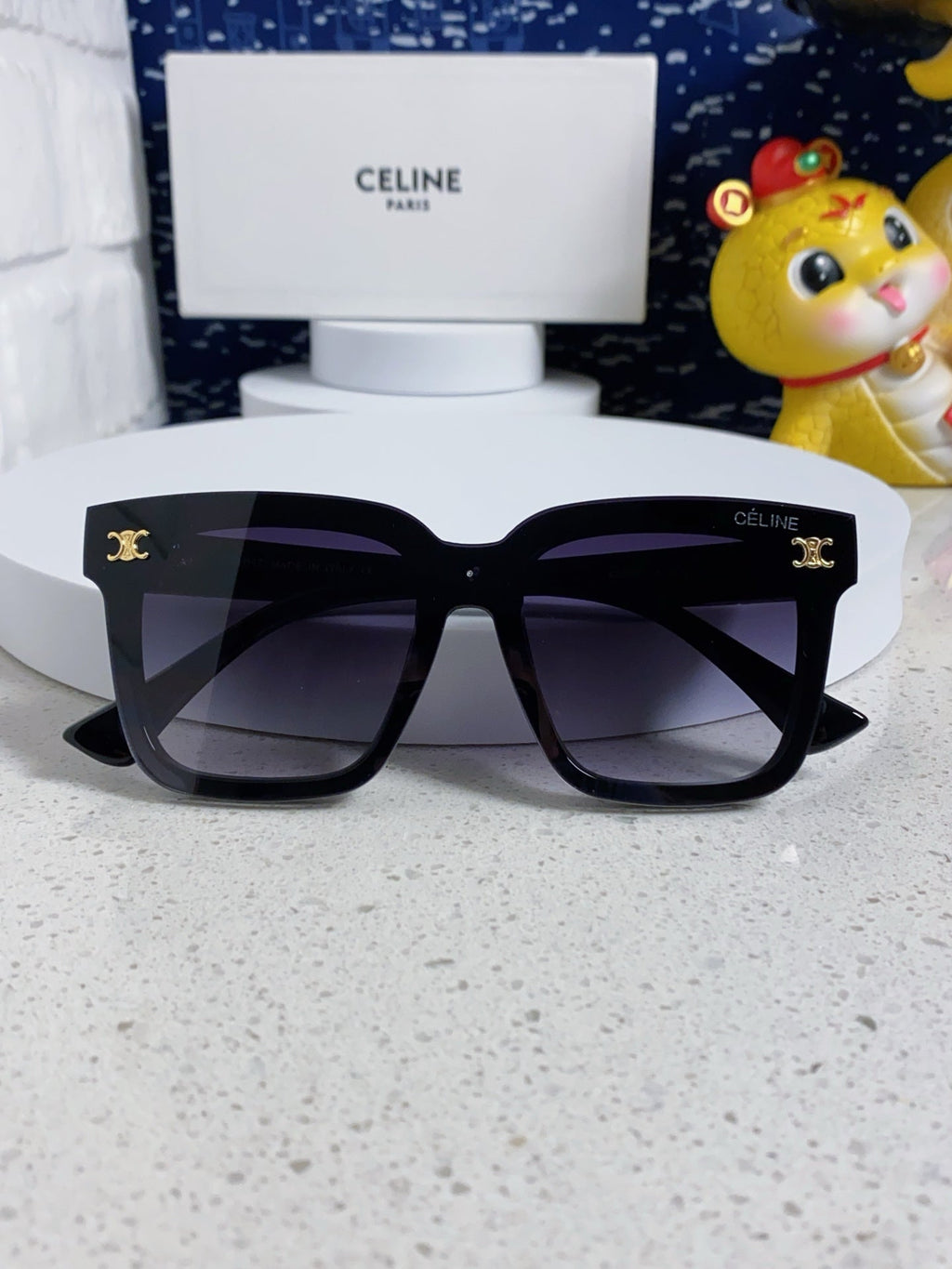 CELINE TRIOMPHE SUNGLASSES 548636 IN BLACK ACETATE GRADIENT SMOKE LENSES