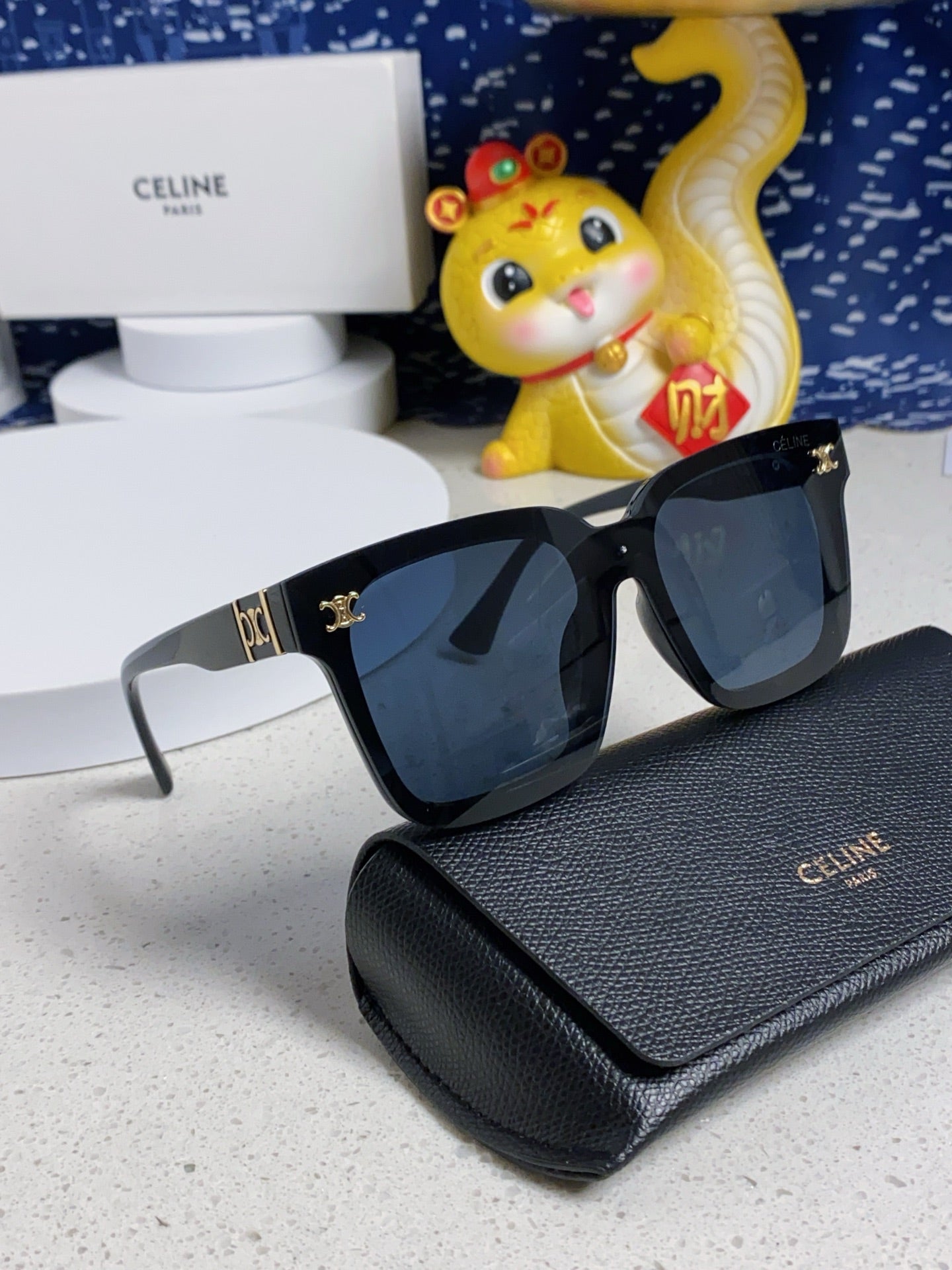 CELINE TRIOMPHE SUNGLASSES 548637 IN BLACK ACETATE