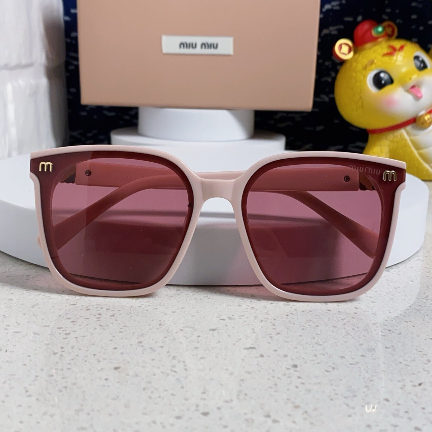 MIU MIU GLIMPSE SQUARE SUNGLASSES 554611 IN LIGHT PINK ACETATE