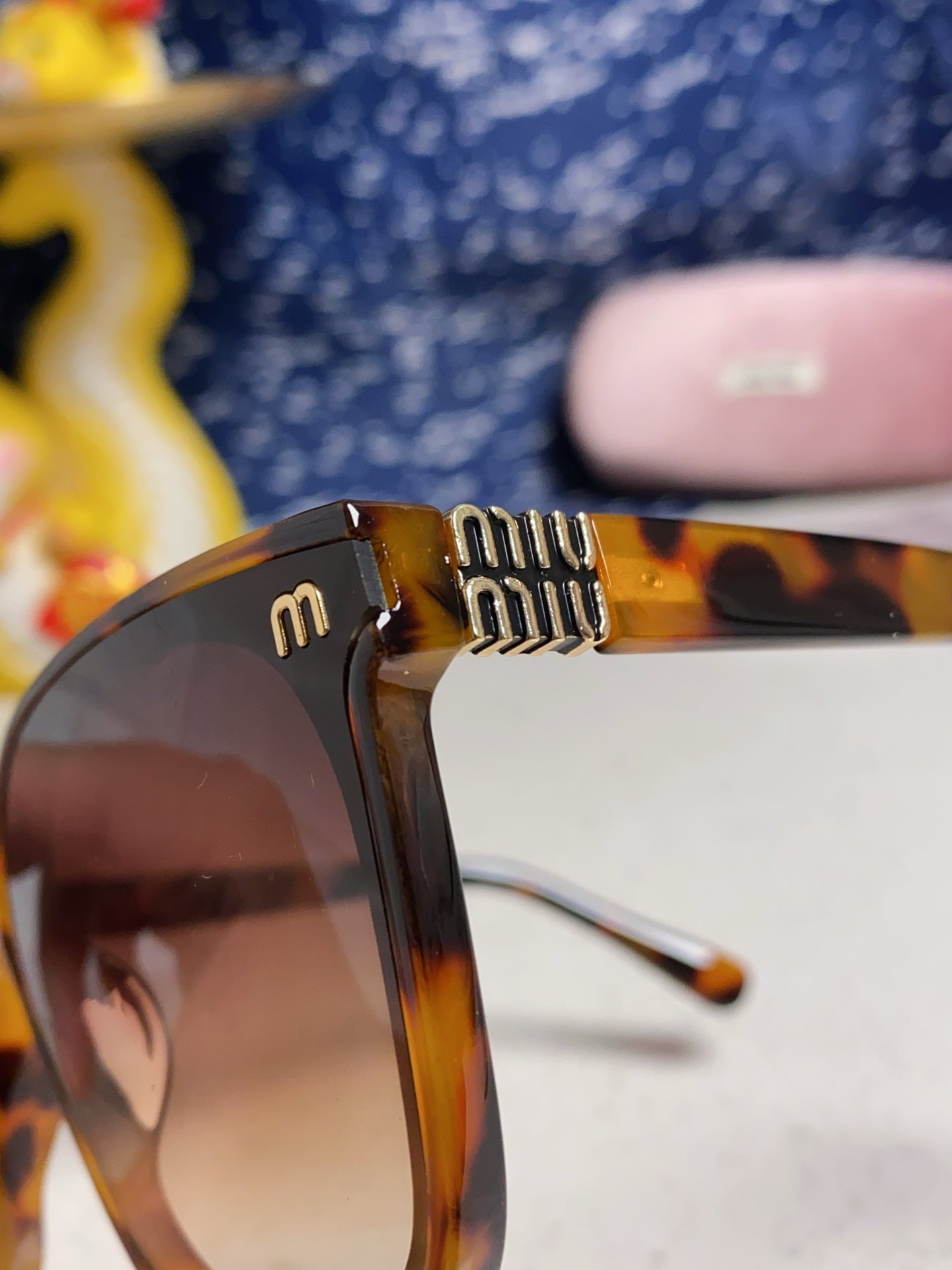 MIU MIU GLIMPSE SQUARE SUNGLASSES 554614 IN HAVANA ACETATE