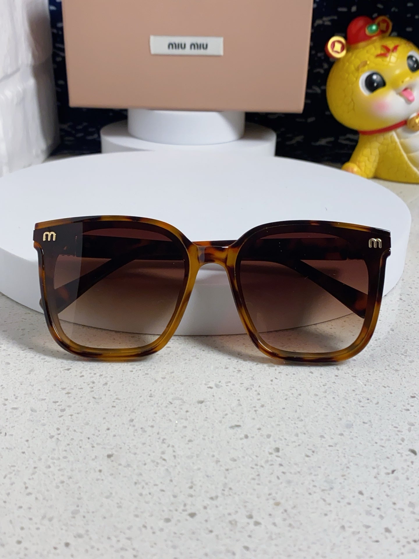 MIU MIU GLIMPSE SQUARE SUNGLASSES 554614 IN HAVANA ACETATE