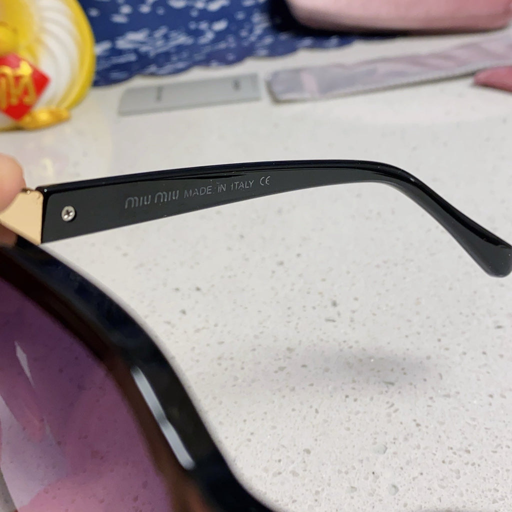 MIU MIU GLIMPSE SQUARE SUNGLASSES 554616 IN BLACK ACETATE GREY SMOKE LENS